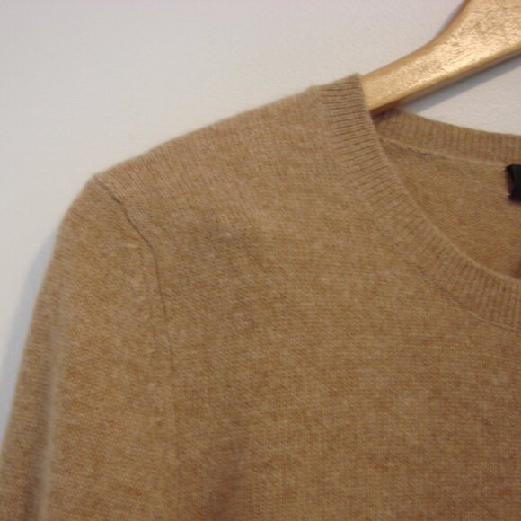 Cashmere Tan Beige Crewneck Sweater Lord & Taylor Ribbed Long Sleeve Medium - Picture 5 of 9
